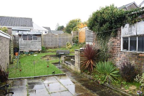 37 Templars Close, Greetland, Halifax, HX4 8QE