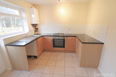 3 bedroom townhouse to rent, Whimbrel Close, Lower Grange, Bradford, BD8 0RJ