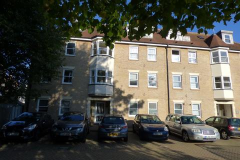 1 bedroom ground floor flat to rent, Cathedral Walk, Chelmsford CM1