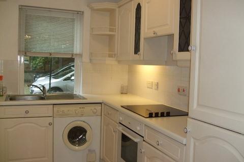 1 bedroom ground floor flat to rent, Cathedral Walk, Chelmsford CM1