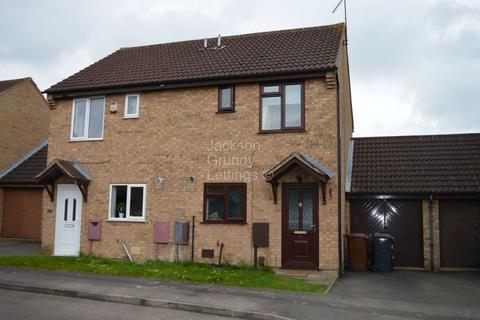 2 bedroom semi-detached house to rent, Shatterstone, East Hunsbury, Northampton NN4 0TW
