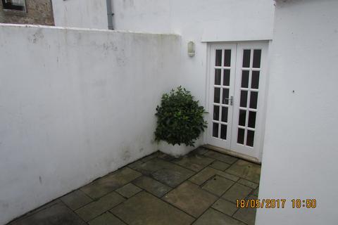 2 bedroom terraced house to rent, R/O 11 Clarence Street, Penzance TR18