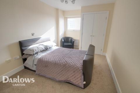 2 bedroom flat for sale, Queen Street, Cardiff