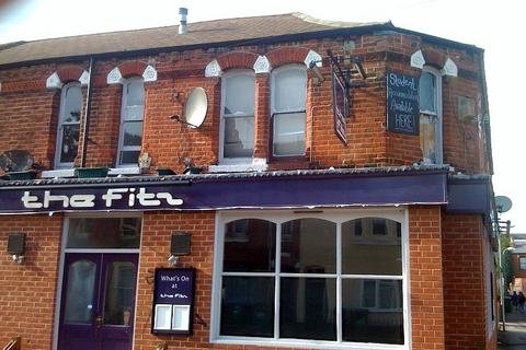3 bedroom apartment to rent, Milton Road, Polygon, Southampton, SO15