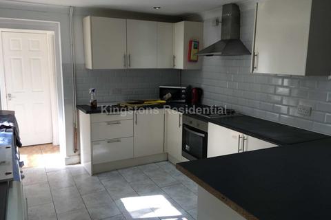 8 bedroom end of terrace house to rent, Northcote Street, Cardiff CF24