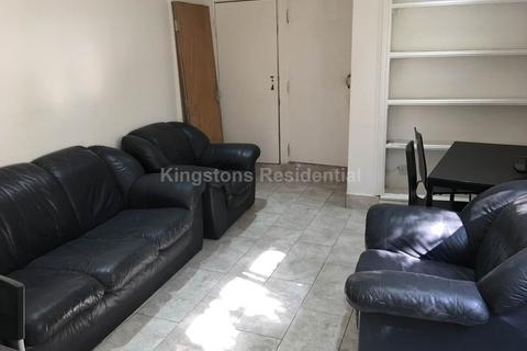 8 bedroom end of terrace house to rent, Northcote Street, Cardiff CF24