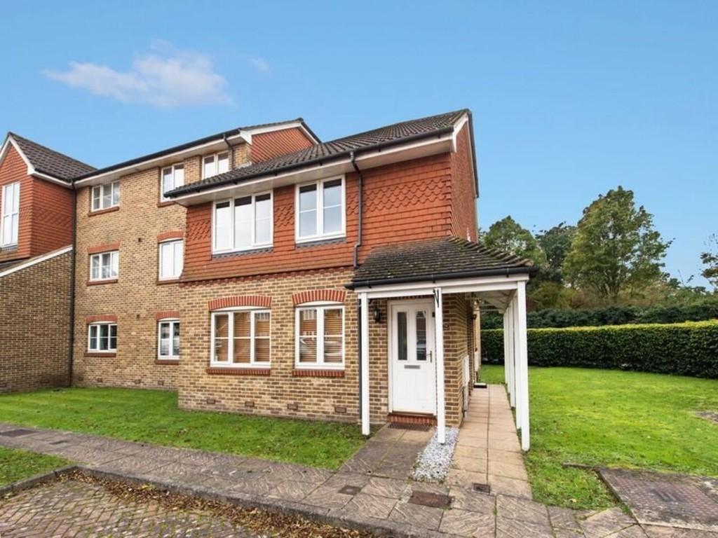 Caraway Place, Wallington 2 bed flat £295,000