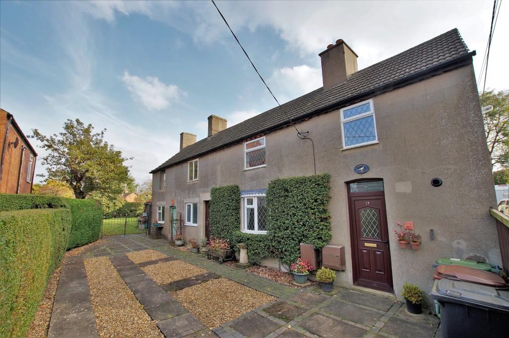 School Lane, North Hykeham 5 bed detached house £190,000
