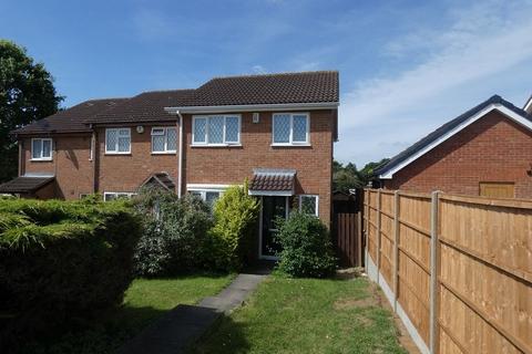 3 bedroom end of terrace house to rent, The Silver Birches, Kempston