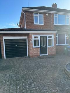 3 bedroom semi-detached house to rent, Acre Close, Whitnash, CV31 2ND