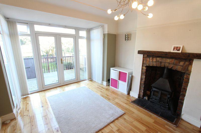 Hatton Hill Road, Liverpool 4 bed semidetached house £850 pcm (£196 pw)