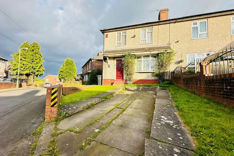 3 bedroom semi-detached house to rent, 7 Roseland Avenue, Dudley, DY2 7LP