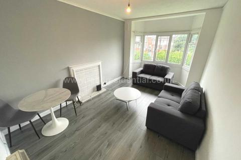 2 bedroom apartment to rent, Gibbins Road, Selly Oak