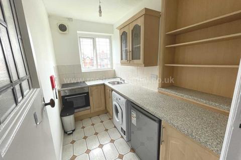 2 bedroom apartment to rent, Gibbins Road, Selly Oak