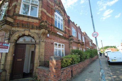 2 bedroom flat to rent, Exeter Road, Selly Oak