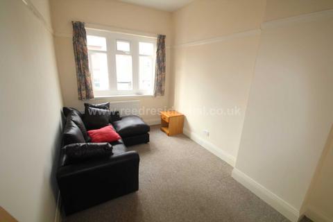 2 bedroom apartment to rent, Exeter Road, Selly Oak