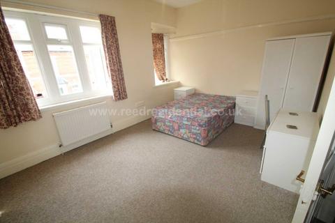 2 bedroom apartment to rent, Exeter Road, Selly Oak