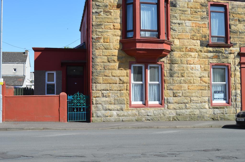 SPRINGVALE STREET, SALTCOATS KA21 3 bed ground floor flat £69,500
