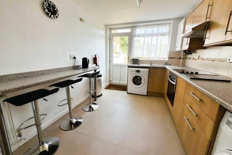 4 bedroom end of terrace house to rent, Mary Green Walk, Canterbury CT1