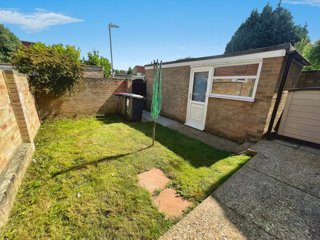 7efba504-Garden 20