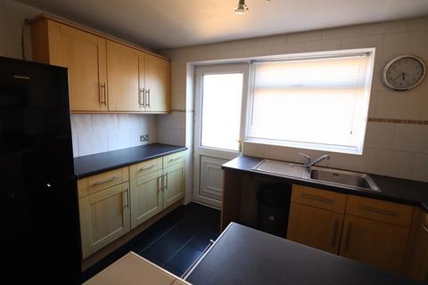 2 bedroom terraced house to rent, Portland Street, Mexborough S64