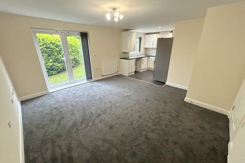2 bedroom apartment to rent, Moss Lane, Blackrod, Bolton BL6