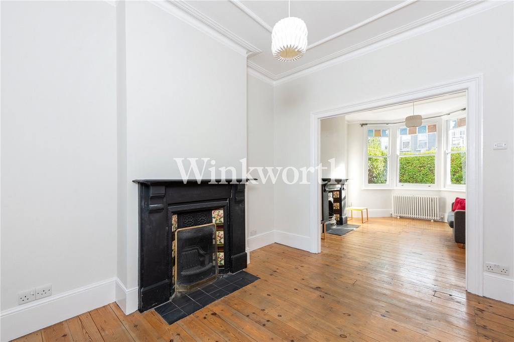 Beresford Road, London, N8 4 bed terraced house for sale £880,000