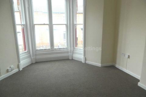 1 bedroom flat to rent, Monks Road, Lincoln