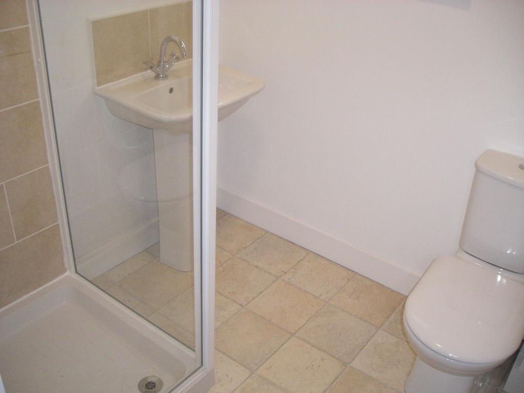 Photograph 4