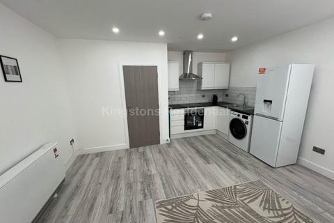 1 bedroom flat to rent, Albany Road, Cardiff CF24