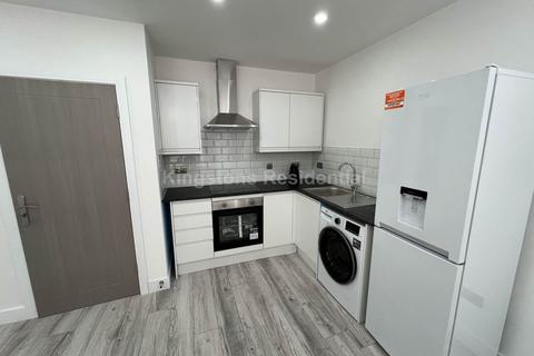 1 bedroom flat to rent, Albany Road, Cardiff CF24