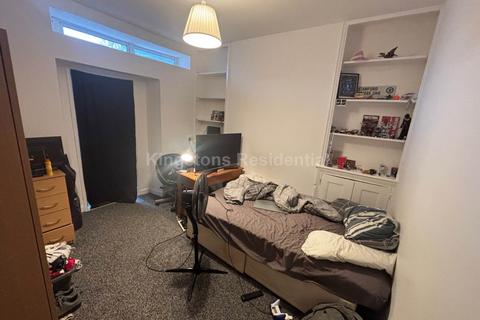 6 bedroom terraced house to rent, Cathays Terrace, Cardiff CF24