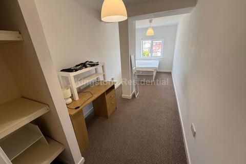 4 bedroom apartment to rent, Miskin Street, Cardiff CF24