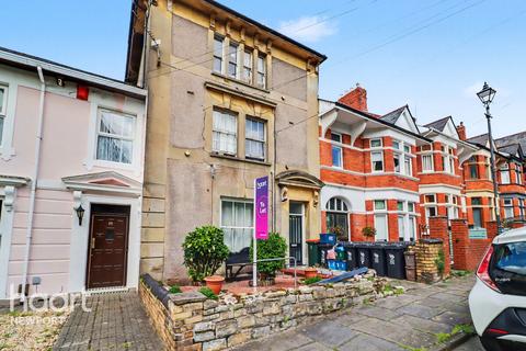 1 bedroom apartment to rent, Kensington Place, Newport