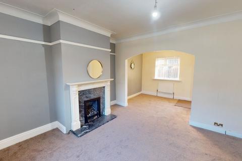 2 bedroom semi-detached house to rent, Beech Grove, Bradford BD3