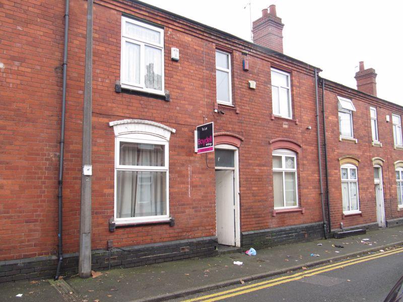 Bernard Street, West Bromwich 3 bed property £595 pcm (£137 pw)