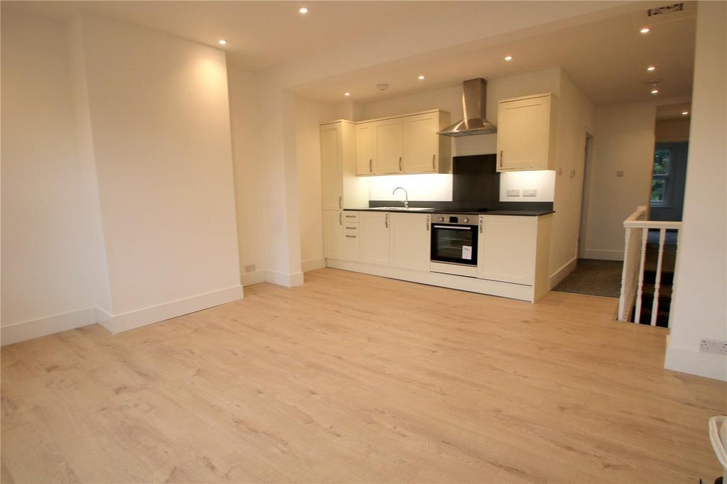 St Johns Lane, Bedminster, Bristol, BS3 2 bed apartment to rent £