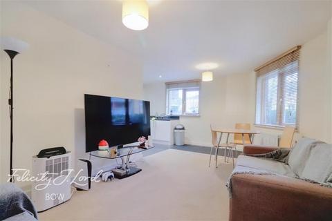 1 bedroom flat to rent, Christopher Bell Tower, Pancras Way, E3