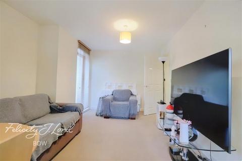 1 bedroom flat to rent, Christopher Bell Tower, Pancras Way, E3