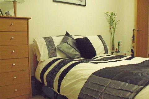 1 bedroom apartment to rent, Lakeside Rise, Manchester M9