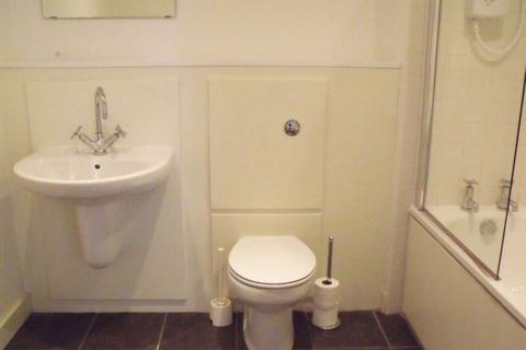 1 bedroom apartment to rent, Lakeside Rise, Manchester M9