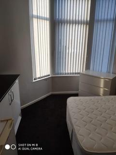 6 bedroom house share to rent, Doncaster Road, Barnsley, South Yorkshire