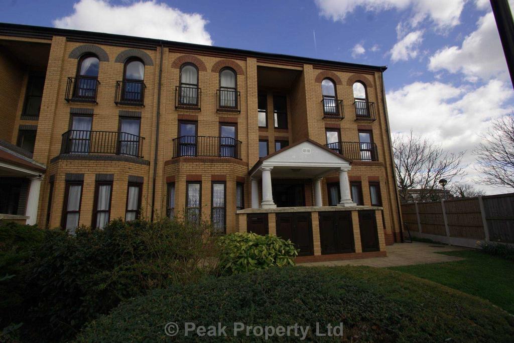 Marks Court Southend On Sea 1 bed apartment £750 pcm (£173 pw)