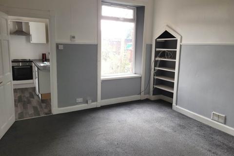 2 bedroom flat to rent, Jeffrey Street, Kilmarnock