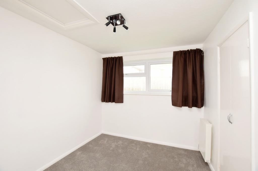 2 Bedroom bungalow t