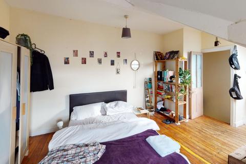 undefined, William Street, Hyde Park, Leeds LS6 1JG