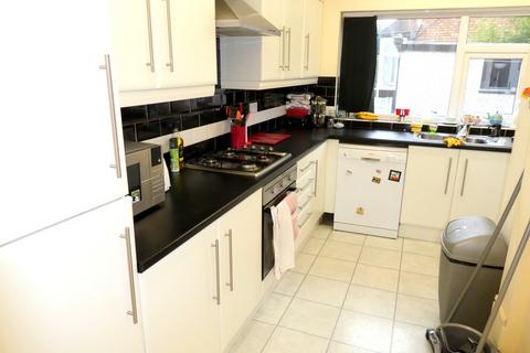 4 bedroom semi-detached house to rent, Barnsfold Avenue, Fallowfield, Manchester