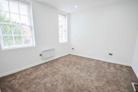 2 bedroom apartment to rent, The Downs, Altrincham