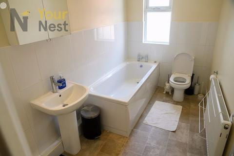 4 bedroom terraced house to rent, Broomfield Terrace. Headingley, Leeds, LS6 3DQ