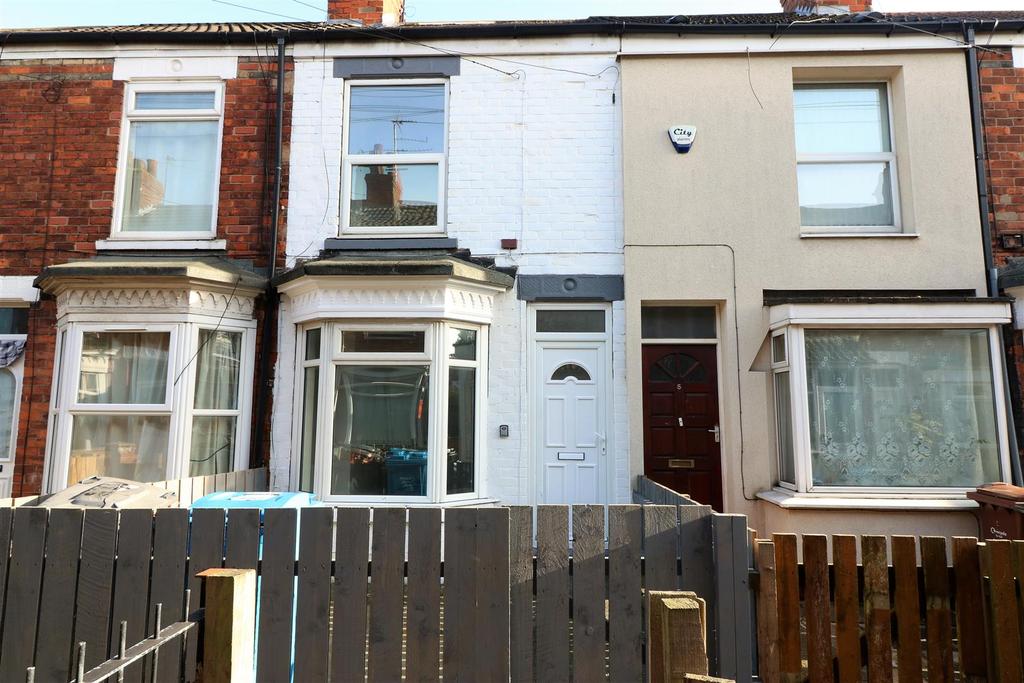 Ashburn Grove, Spring Bank West, Hull 2 bed terraced house £425 pcm